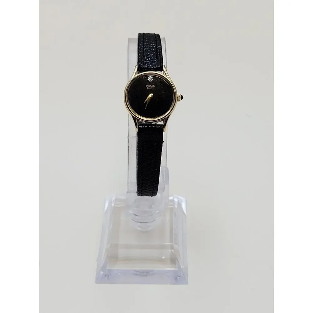 Pulsar Quarzt Women's Watch Y150-0150 Gold Tone Black Dial Diamond Accent Vtg